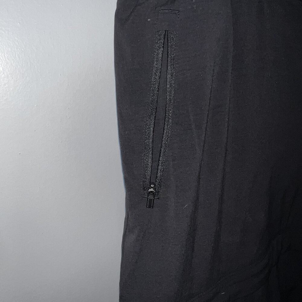 Athleta Hiking Pants Zip Off Legs Nylon Women Black Size 16 Utility Work Cargo - Picture 6 of 10